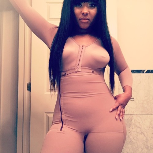 Sex allthingsbootiful:  Thicky Minaj pictures