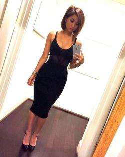 Brenda Song Selfie