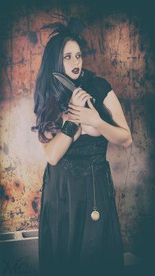 chelseachristian:  darkfinds:Anachronistic by MordsithCara  Photographer/Editor: Missildine ArtsMUA/Stylist: MS BorahModel: Chelsea Christian