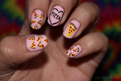 nailsandotherdrugs:  Pizza will be my valentine