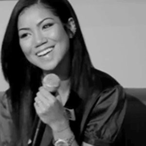 fuckyeahjhene:  Why aren’t you smiling? 