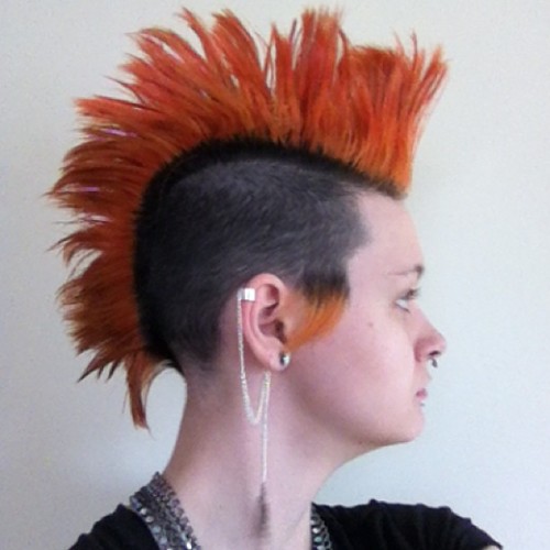 Perfect mohawk today! I need my roots done though. :|