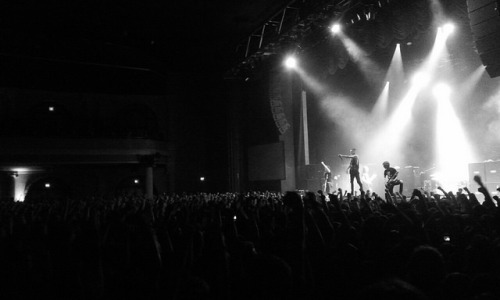 grinned:  Concert ADTR OM&M by MusicPhotographer95 on Flickr.