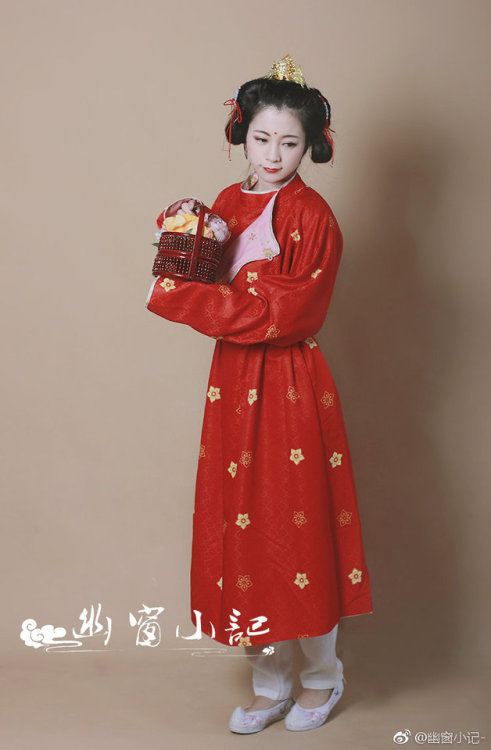 Tang-dynasty styled robes from 幽窗小记-’s 2018 winter collection