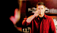 barryallhen:  dean winchester + alcohol 