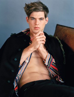 lesguys:    Bertold Zahoran by Bruce Weber