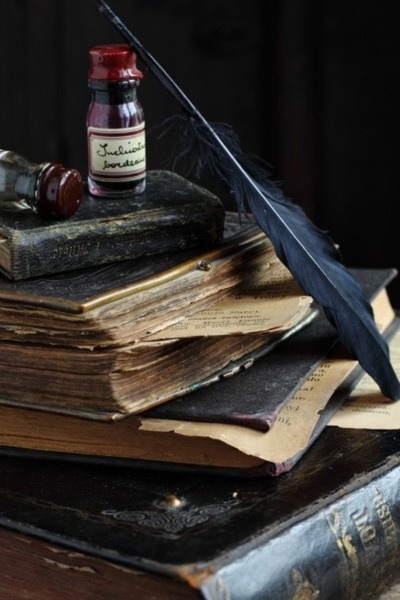 pagans-dream:Quill and Parchment
