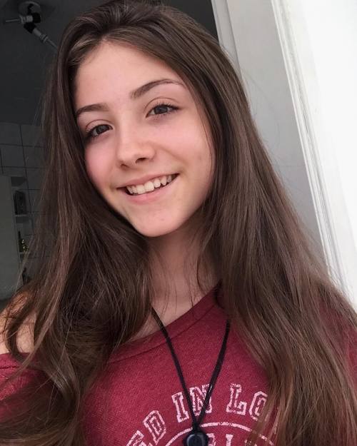 http://streetgrl.tumblr.com/post/156050109737