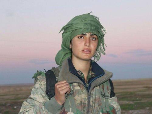 sickpage:Kurdish YPJ fighter Viyan Qamişlo, martyred on Manbij front lines against ISIS. [source] 