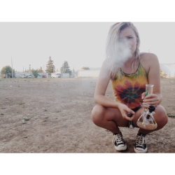 the-stoner-child:  Kush be so strong, hit it once it’s hard to breathe
