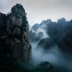 brutalgeneration:  Chine_Vacances - Film04-2