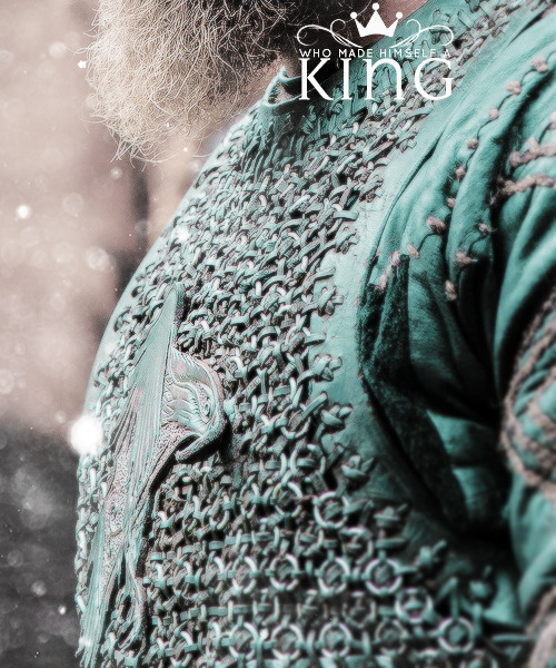 queen-of-ashes: -They say Ragnar is descended from Odin. -He is still  h u m a n. If you  