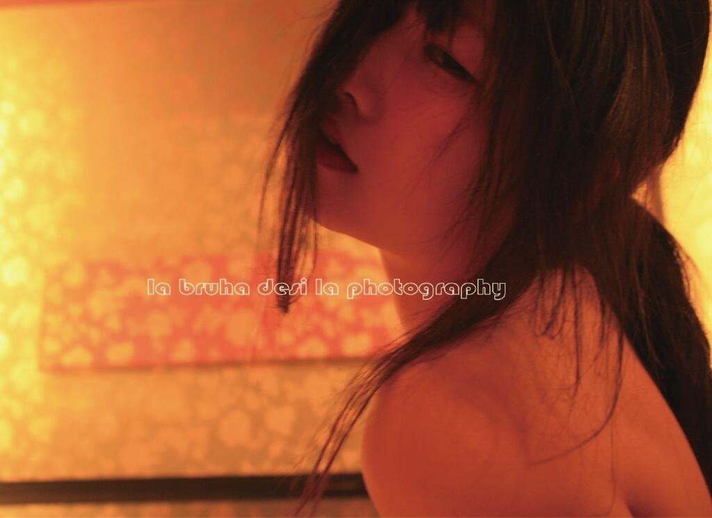 itsuka-hizuki:  Photo by Desi La 