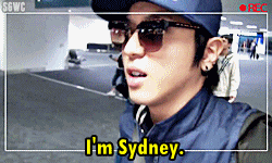 “I’m (in) Sydney.” - Jung Yonghwa