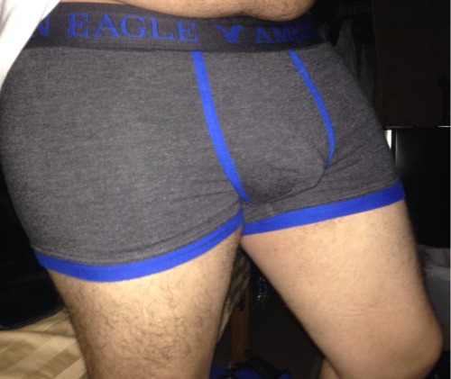 eaglegayboy94:  Me: dick pics of the night. I might not have the biggest dick in the world but oh whale, it’s a nice size sausage. Lol 
