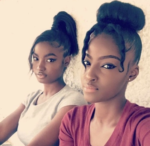 IG: azailiah &amp; jemii.sly