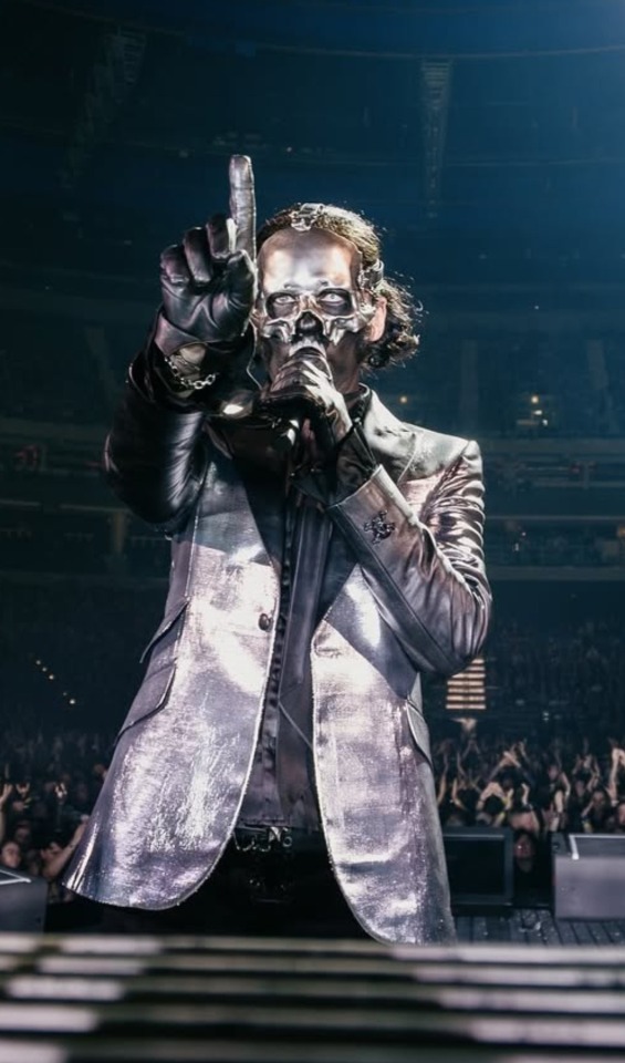 He Looks Like He’s About To Go, “erm ACTUALLY…”