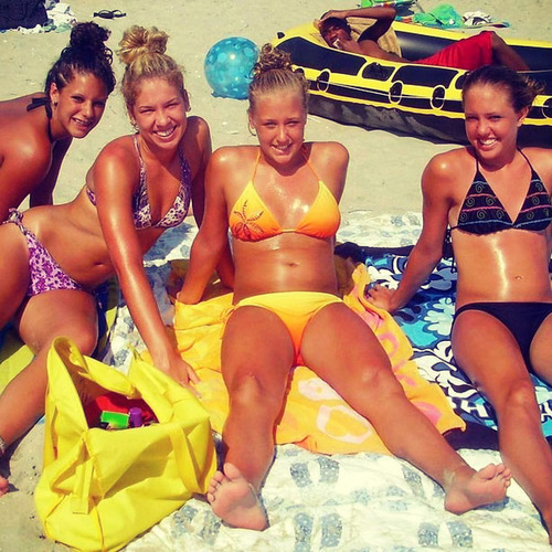 Hottest brunettes