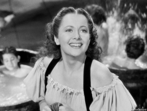 nitratediva:  Olivia de Havilland in Anthony Adverse (1936). 