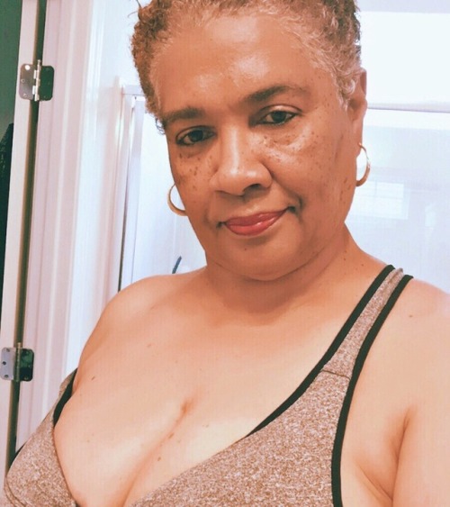 whatatyme2bealive:67 yo cougar