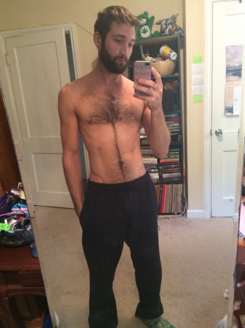 icallhimlollipop: truck365:  Totally sexy grrr !  Thanks to those who post and repost!Nude guys: htt
