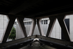 scavengedluxury:Welbeck Street car park. London, August 2017. 