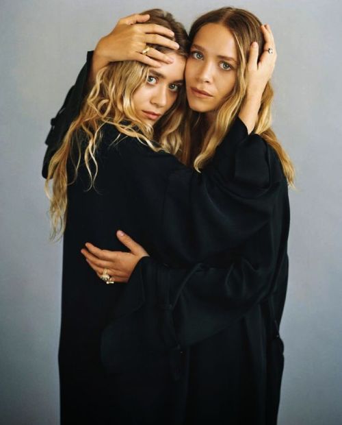 Porn photo lelaid:  Ashley & Mary Kate Olsen by