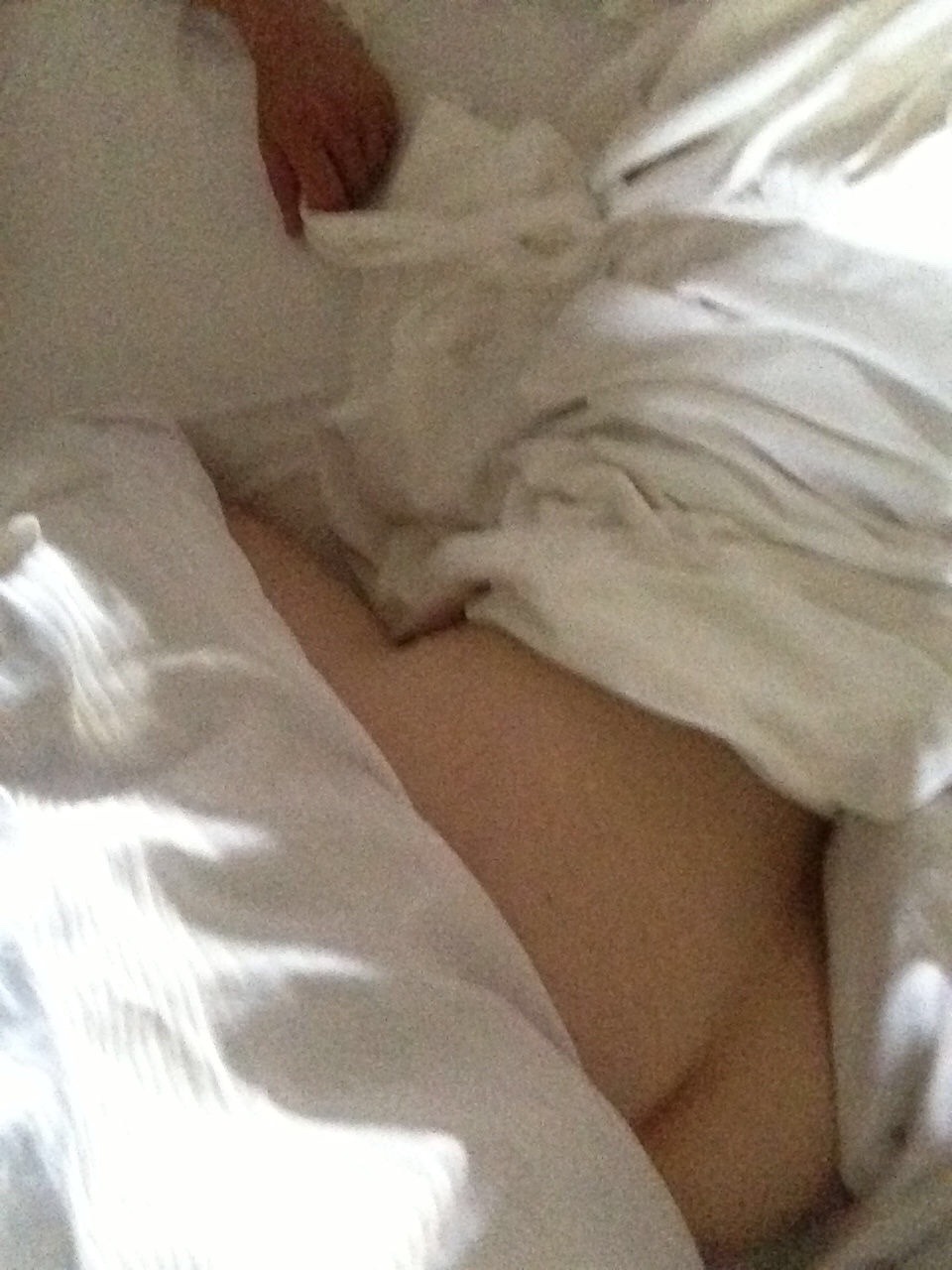 fortheloveofsexandgirls:  Jane Levy | Additional Leaks (Part I)