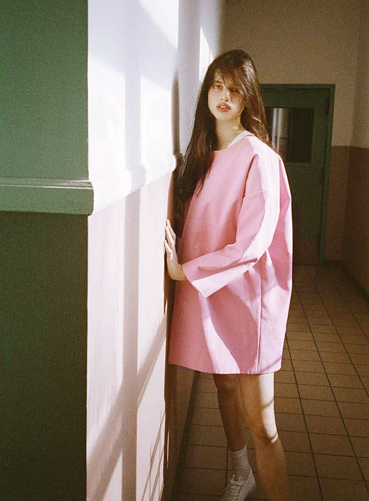 furples:  Document Issue #4Lily McMenamy by Allesio Boni 