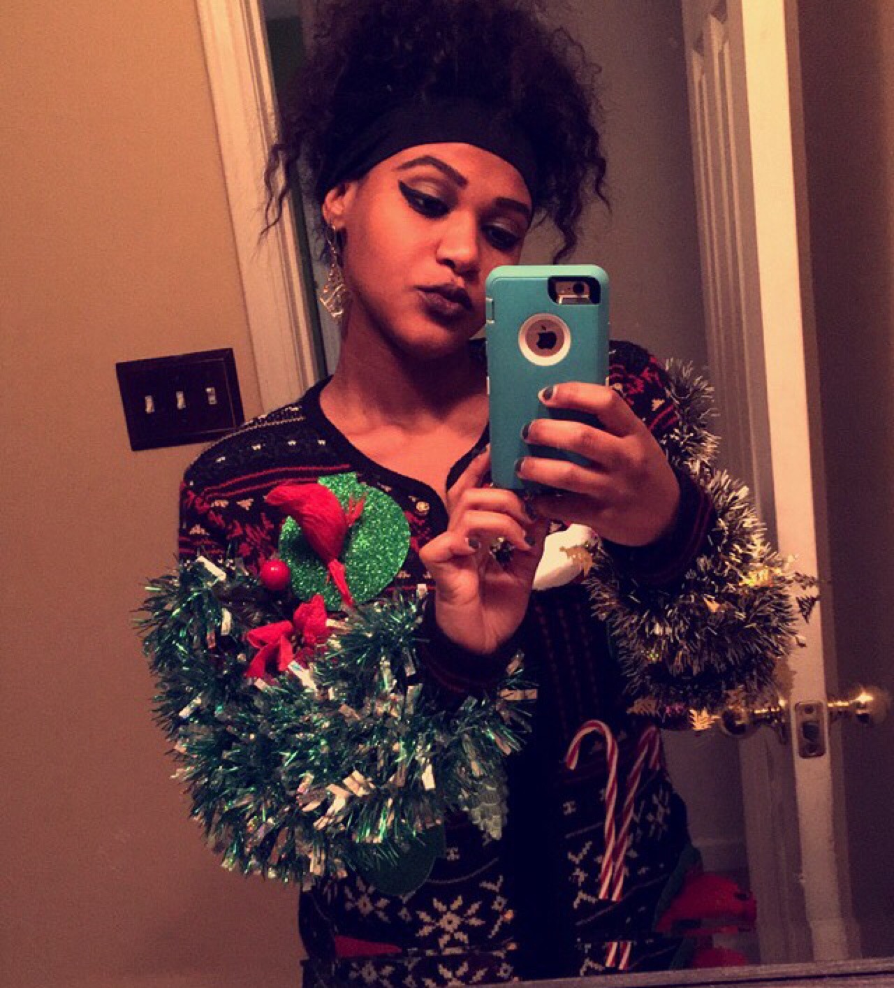 mirqueer:  Carefree young educated black woman 👀