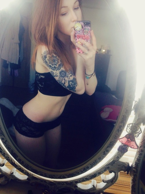 Latest Tattoo Designs and Babes with New Tattooes