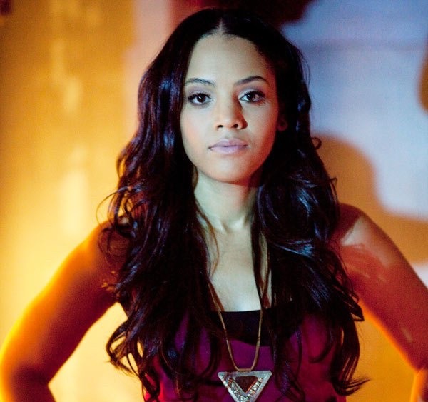 mixed-apocalyptic:  Bianca Lawson has been playing a 16 year old for 20 years and