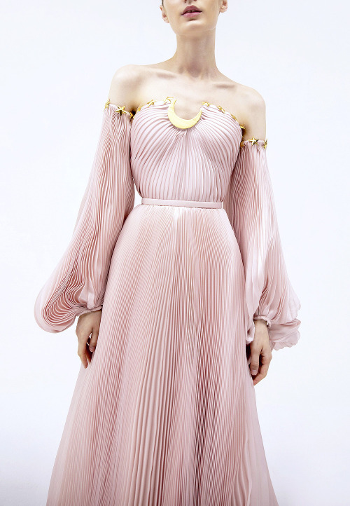 evermore-fashion:Favourite Designs: Sara Mrad ‘Universal Goddesses’ Spring 2020