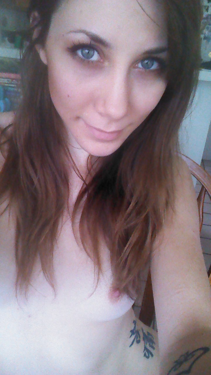 teensinheaven:  xeiko:   nipple. a single nipple.  TeensInHeaven