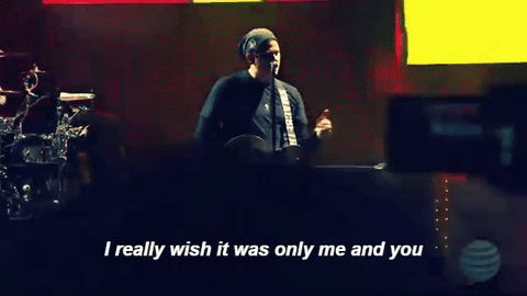 im-no-good-youre-no-better:  Blink 182 // First Date