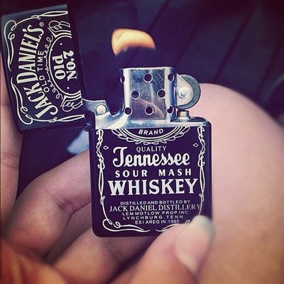 bigassjoint:  http://www.bigassjoint.tumblr.com 