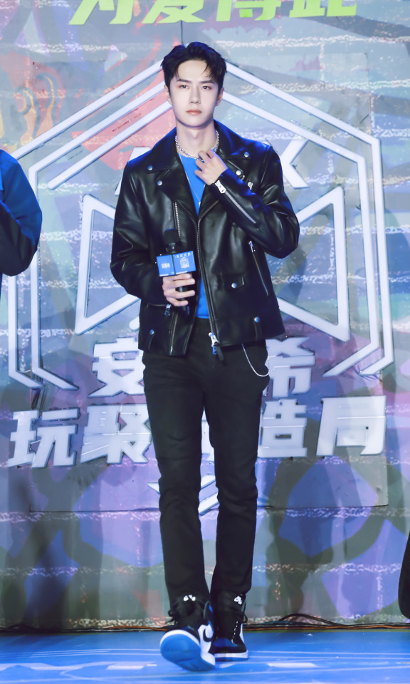© 海盐焦糖·王一博
