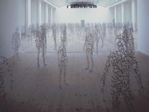 asylum-art:Sculptures by Antony GormleyBritish sculptor  , 60, becomes primarily organic forms o