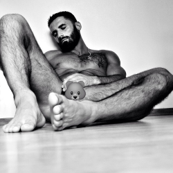 hairyturkishgaymachos:SO HOT MANLY SHOT Head to toe hot!