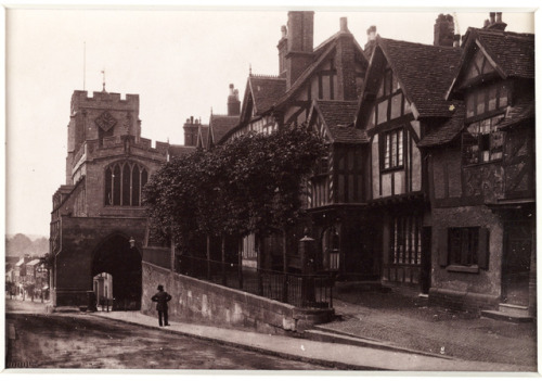 Warwick, West Gate and Leicester’s Hospital