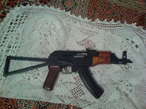 gunsblades: PAKISTANI HAND MADE LOCAL WEAPON INDUSTRY. Clearly gun control will stop people from obt