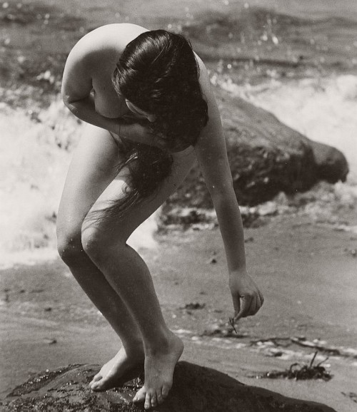habitantes-oazj:  PH - Iwase Yoshiyuki - Nude 