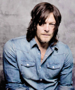 reedusgif: Norman Reedus for Los Angeles