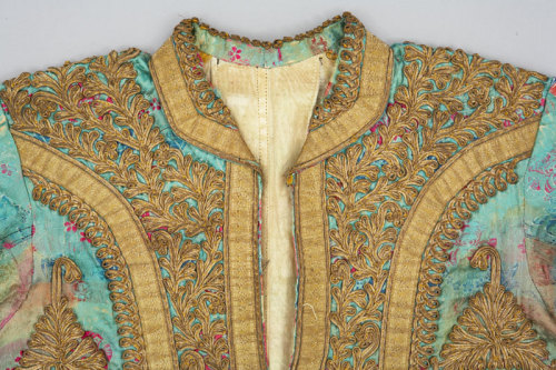 fashionsfromhistory:Up Close: Dress 1960-1970 Iran (X)