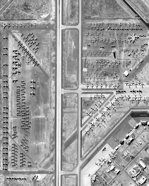 dailyoverview:This Overview from November 2020 shows hundreds of airplanes parked at the Roswell Int