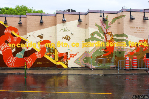 Une grande murale publicitaire pour annoncer la sortie le 1er juin du nouvel album de Cœur de 