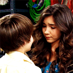 bmgmw: richonnely: I liked the way you hugged me, Riley. The much anticipated updated hug gif set