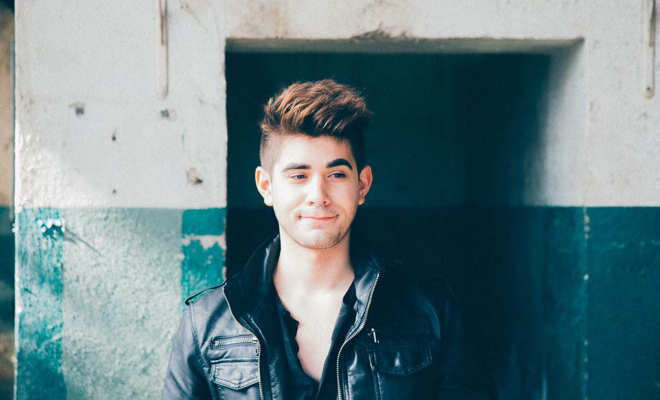 babyxbruiser:  i think im cute so bye(taken by eric thx you)