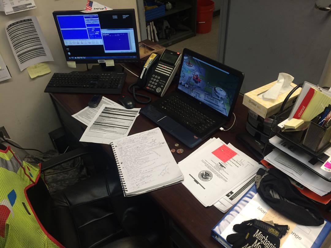 always-over-looked:  my desk is a mess… yeah, that’s right I’m playing roller