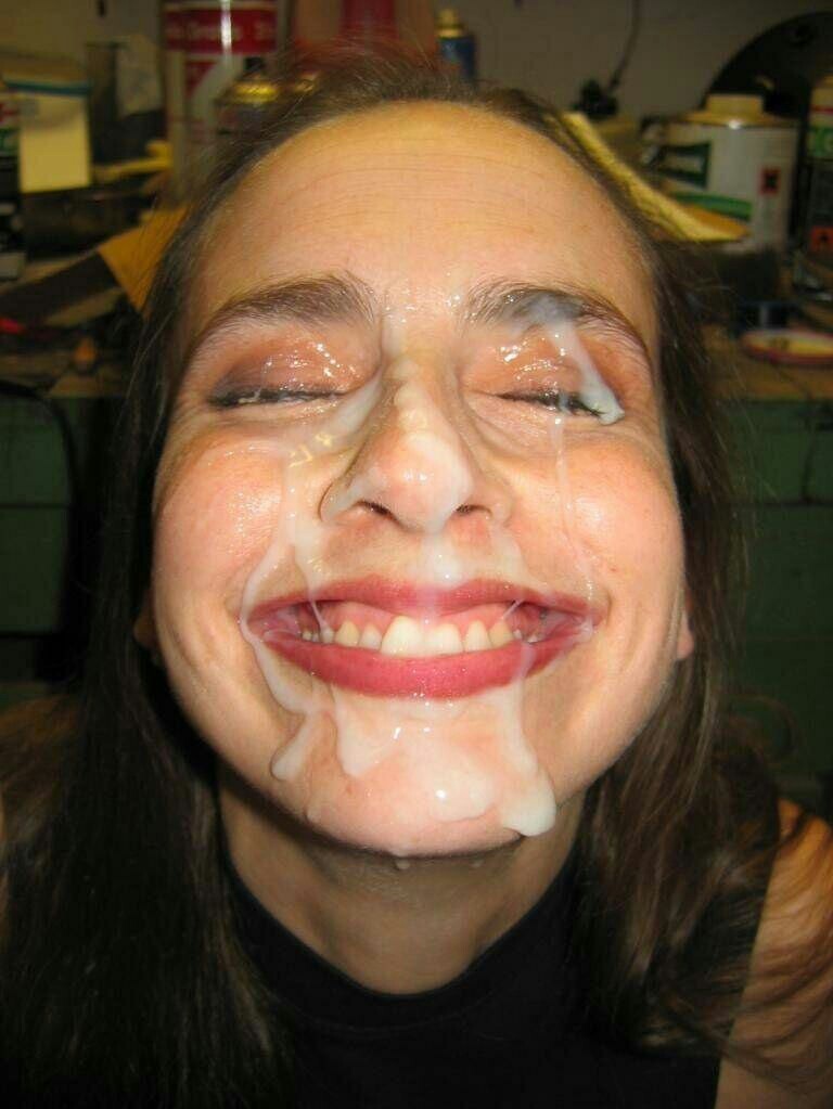 cumpocalypse:  mrfacialler:  Smile,  even though it’s monday.  See more cumshots